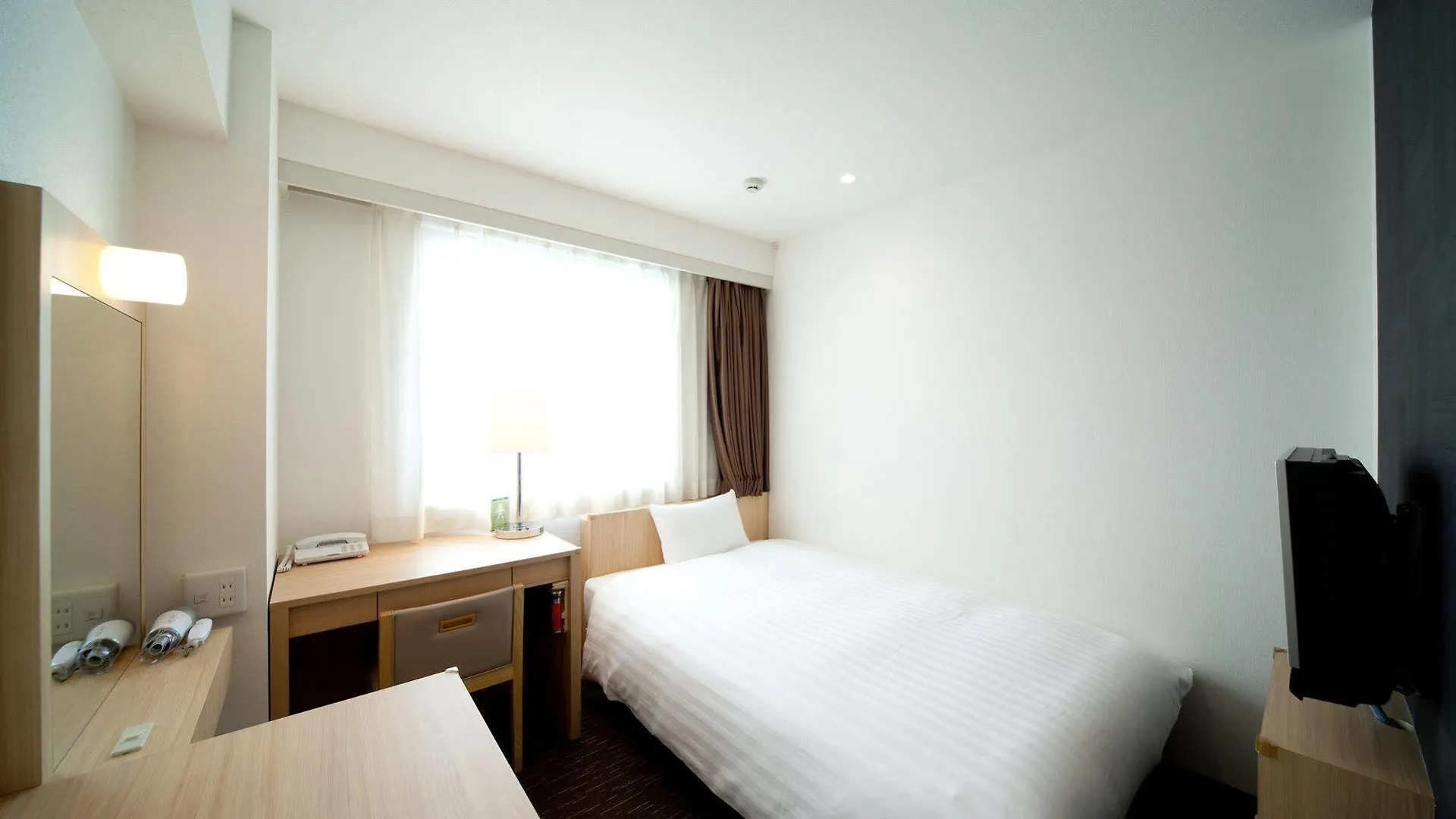 Hotel Sunline Fukuoka Hakata Ekimae 3*, פוקואוקה יפן